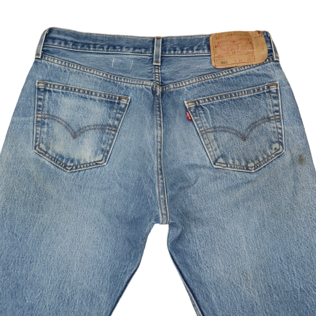 Vintage Levi’s • 33 mens / 31 wmns