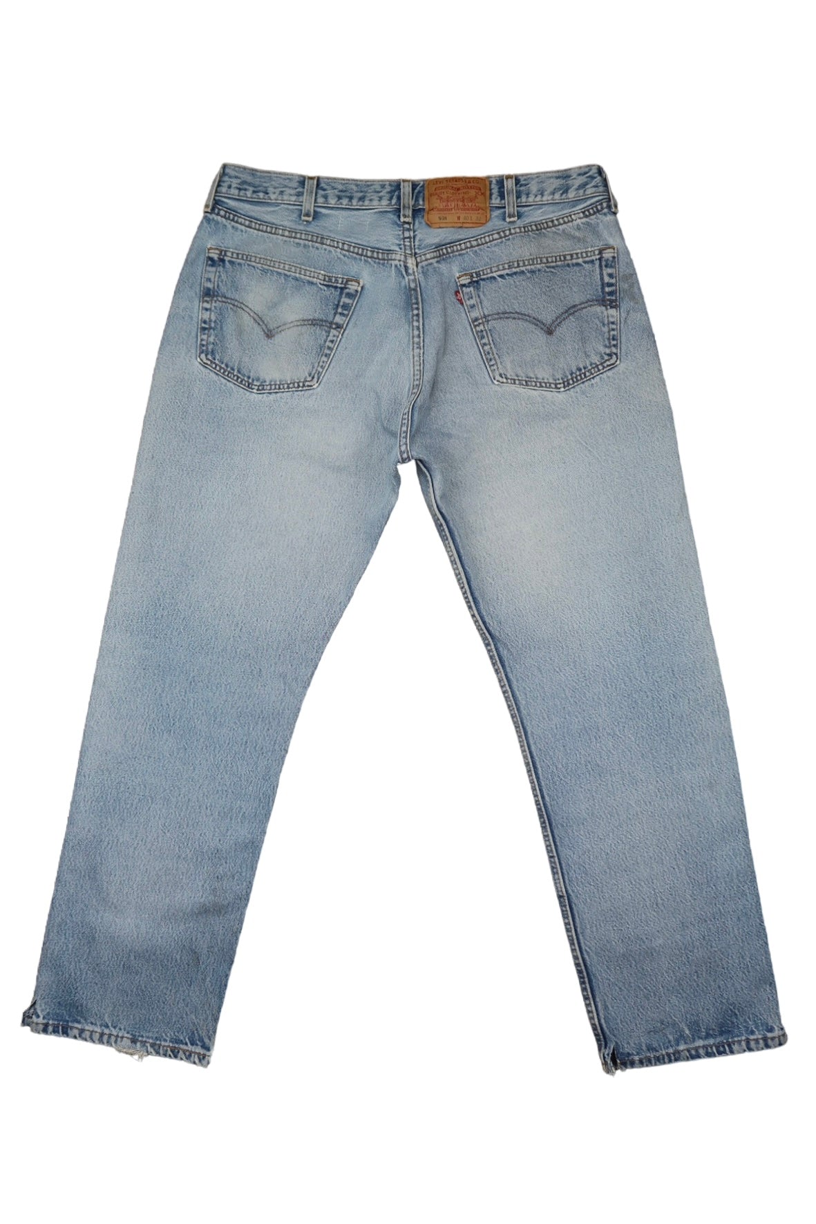 Vintage Levi’s • 36 mens / 34 wmns