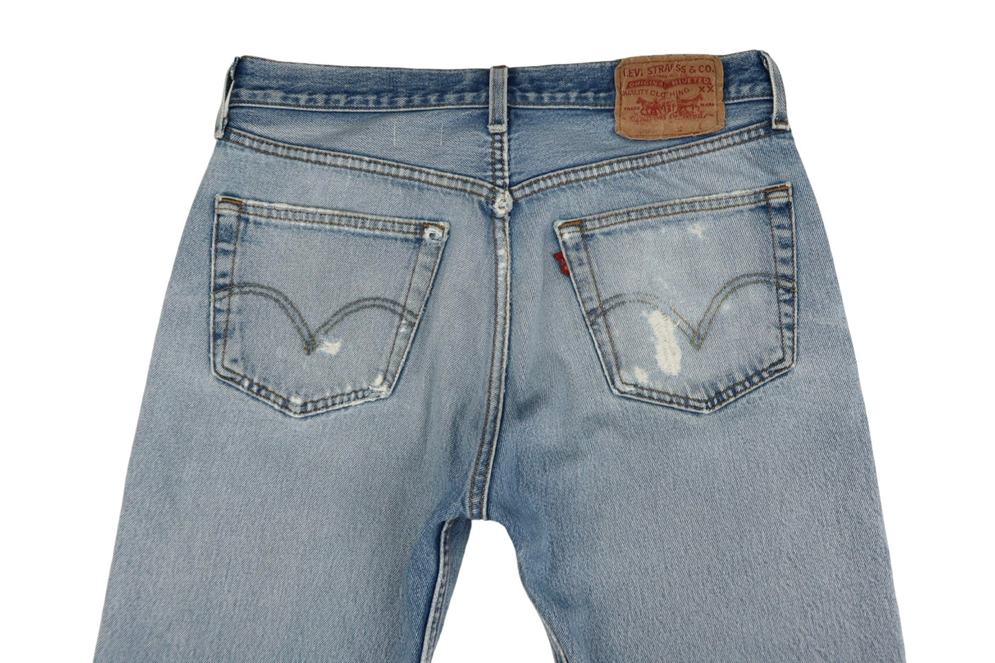 Vintage Levi’s • 30 mens / 28 wmns