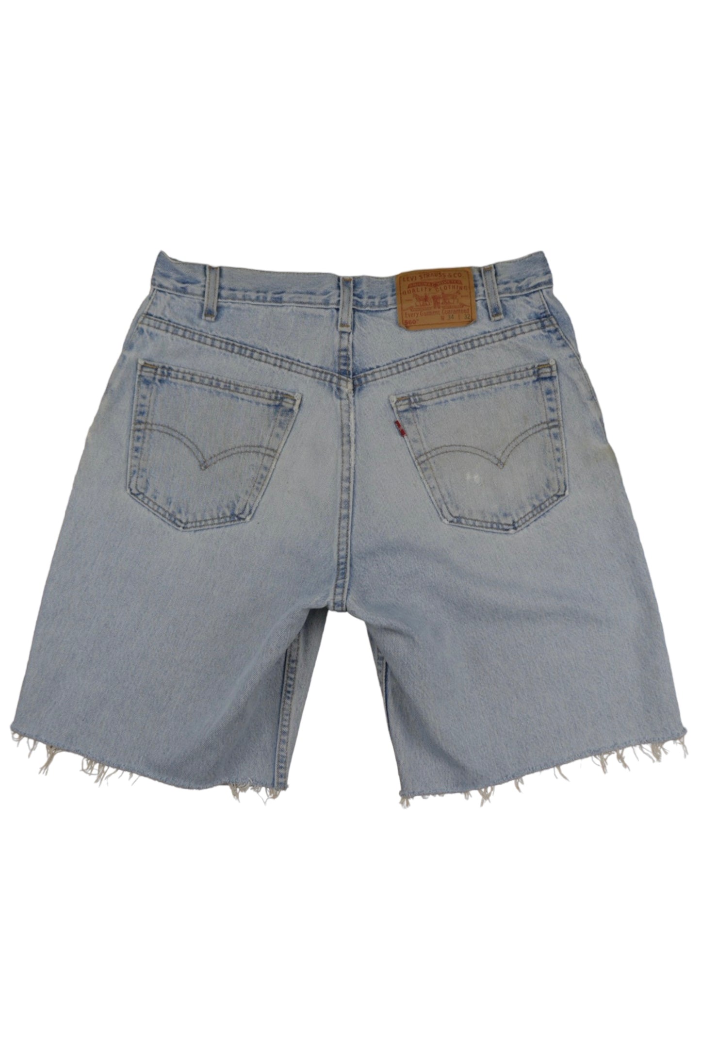 Vintage Levi’s Shorts • 34 mens / 32 wmns