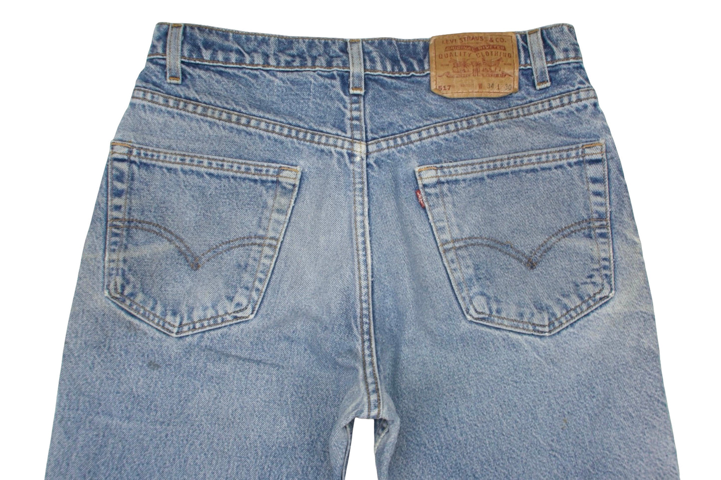 Vintage Levi’s • 31 mens / 29 wmns