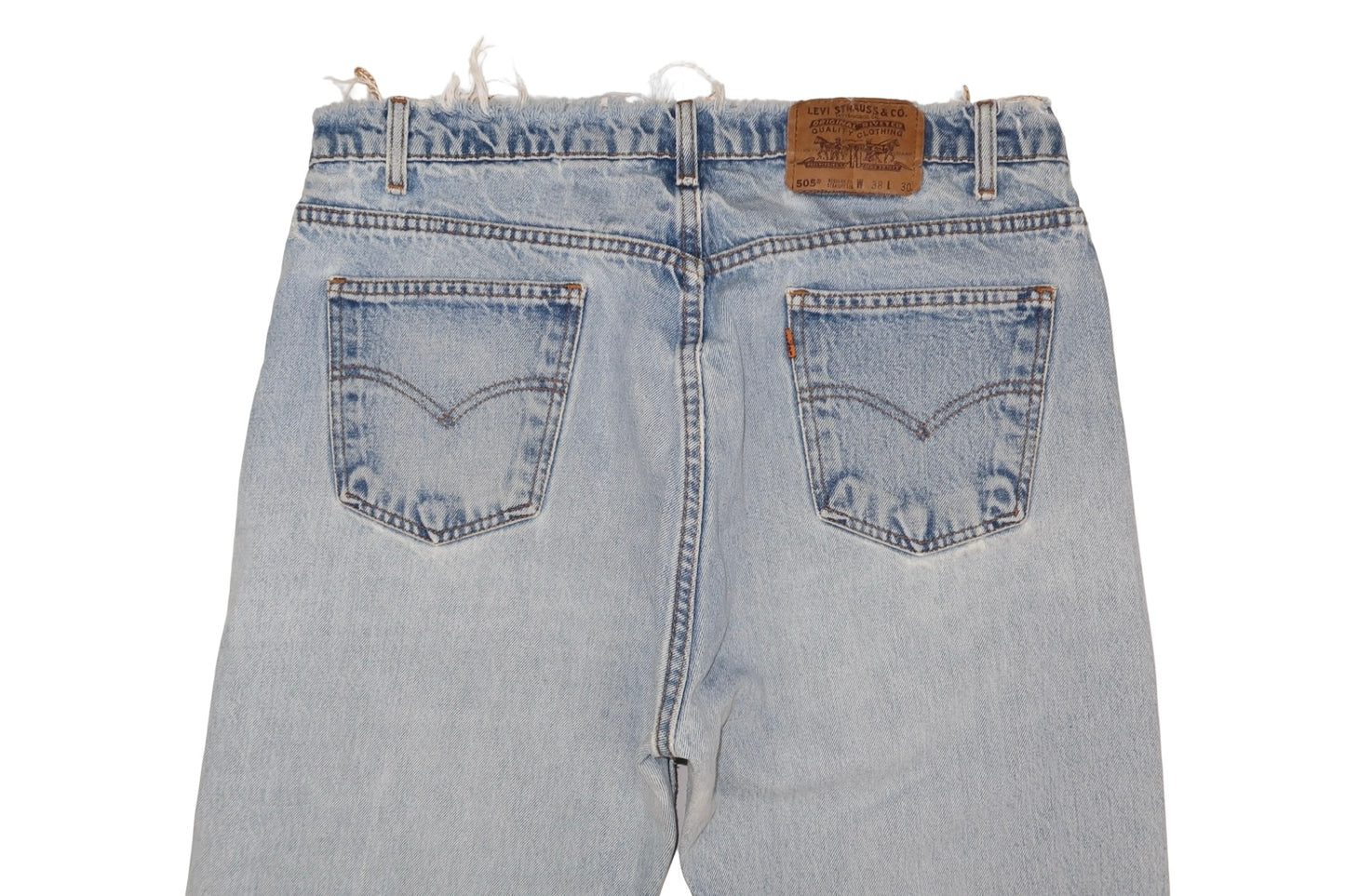 Vintage Levi’s • 36 mens / 34 wmns