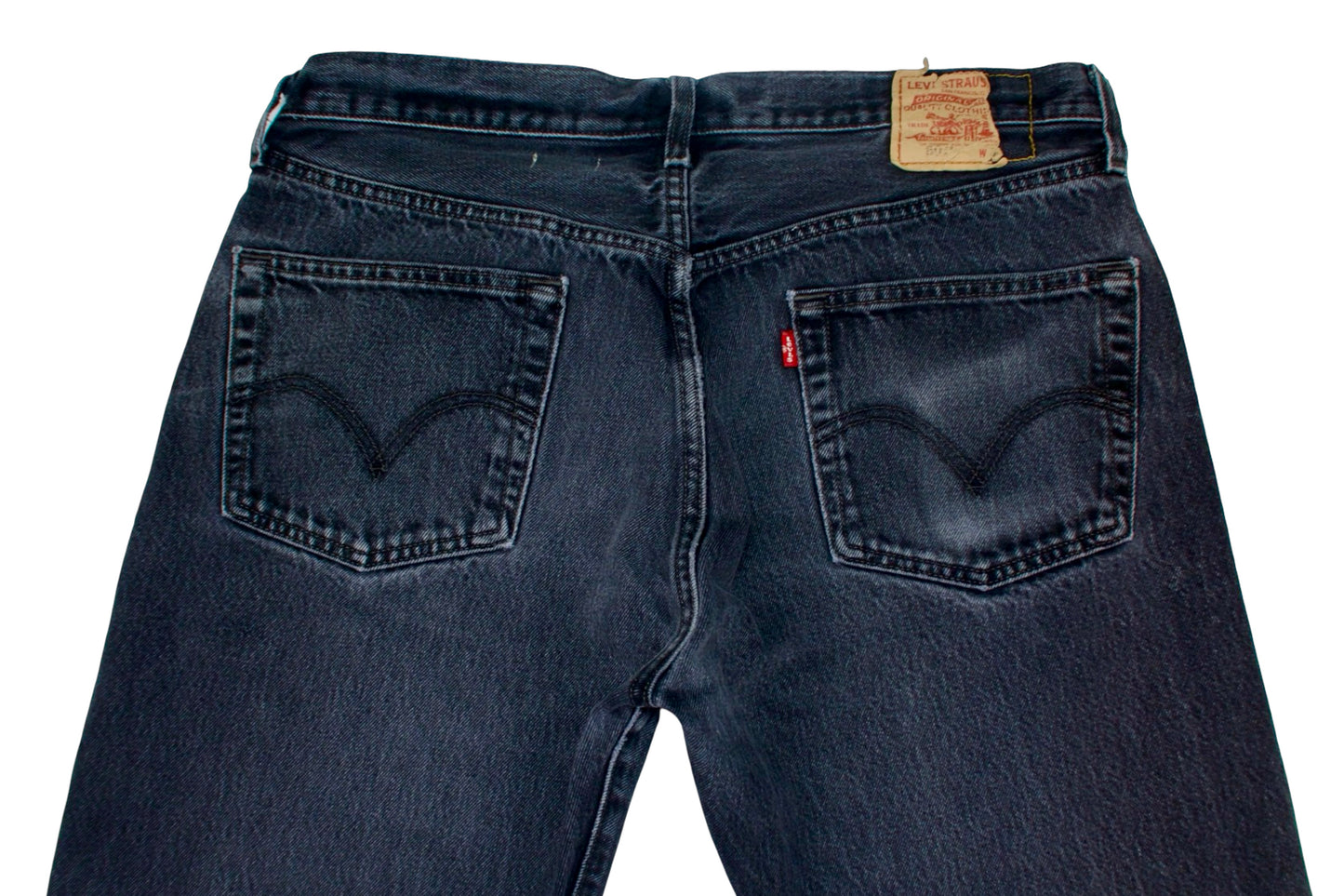 Vintage Levi’s • 34 mens / 32 wmns