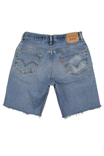 Vintage Levi’s Shorts • 31 mens / 29 wmns