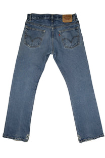 Vintage Levi’s • 32 mens / 30 wmns