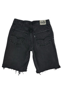 Vintage Levi’s Shorts • 32 mens / 30 wmns