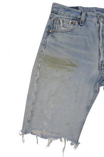 Vintage Levi’s Shorts • 28 wmns