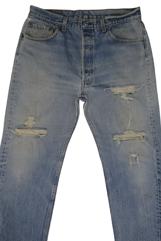 Vintage Levi’s • 33 mens / 31 wmns