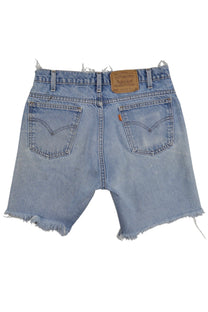 Vintage Levi’s Shorts • 30 wmns