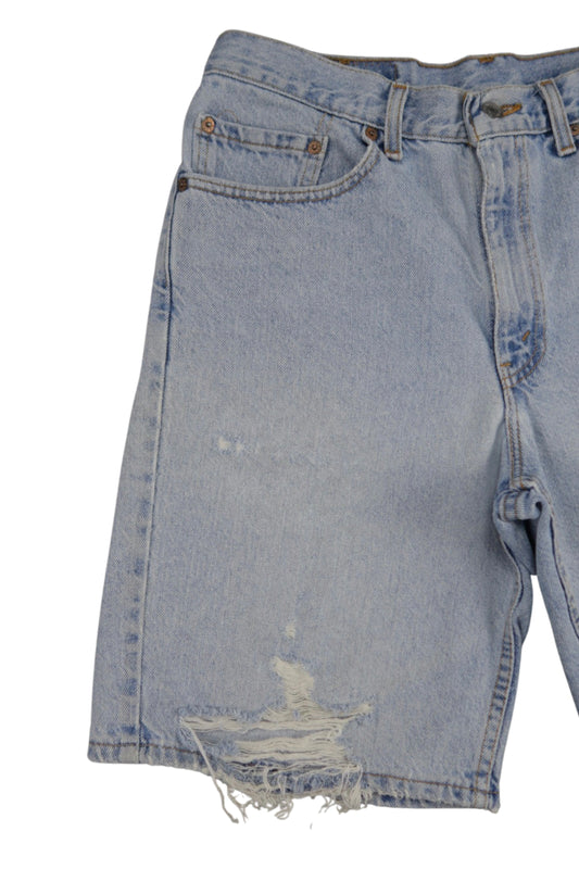 Vintage Levi’s Shorts • 31 mens / 29 wmns