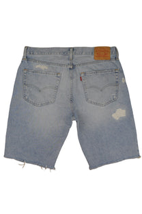 Vintage Levi’s Shorts • 36 mens / 34 wmns