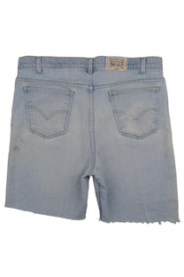 Vintage Levi’s Shorts • 38 mens / 36 wmns