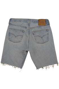 Vintage Levi’s Shorts • 31 mens / 29 wmns