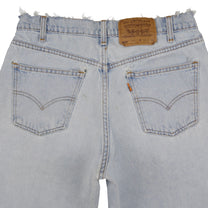 Vintage Levi’s Shorts • 30 mens / 28 wmns