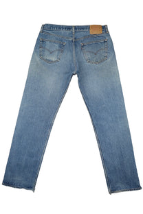 Vintage Levi’s • 33 mens / 31 wmns