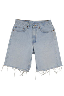 Vintage Levi’s Shorts • 29 mens / 27 wmns