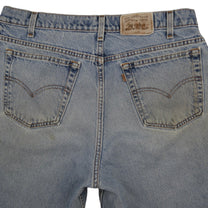 Vintage Levi’s Shorts • 34 mens / 32 wmns
