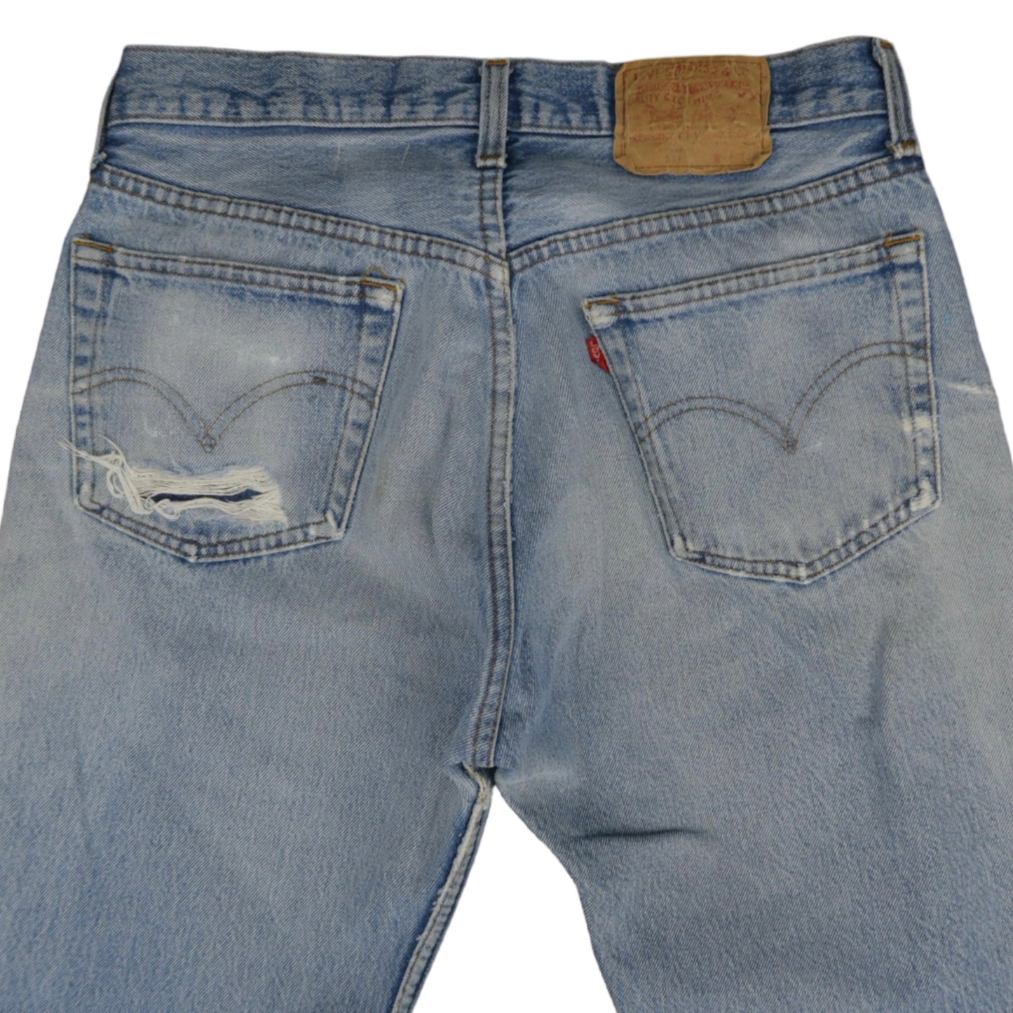 Vintage Levi’s • 30 mens / 28 wmns