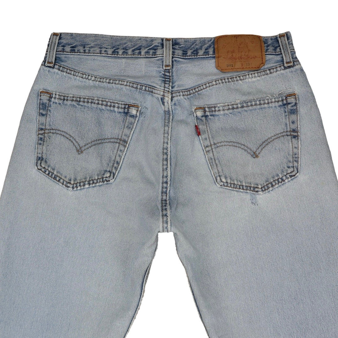 Vintage Levi’s • 31 mens / 29 wmns