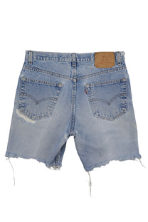 Vintage Levi’s Shorts • 30 wmns