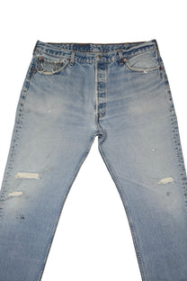 Vintage Levi’s • 36 mens / 34 wmns