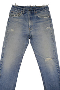 Vintage Levi’s • 32 mens / 30 wmns