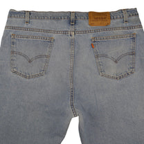 Vintage Levi’s Shorts • 40 mens / 38 wmns