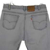 Vintage Levi’s Shorts • 34 mens / 32 wmns