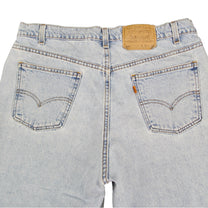 Vintage Levi’s Shorts • 36 mens / 34 wmns