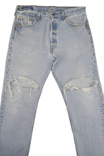 Vintage Levi’s • 31 men’s / 29 wmns