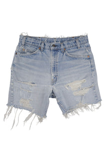 Vintage Levi’s Shorts • 29 wmns