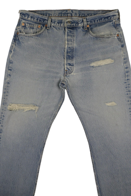 Vintage Levi’s • 36 mens / 34 wmns