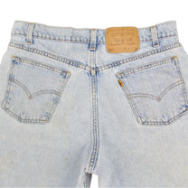 Vintage Levi’s Shorts • 33 mens / 31 wmns