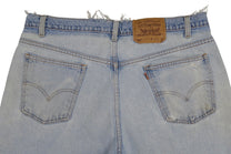 Vintage Levi’s Shorts • 36 mens / 34 wmns