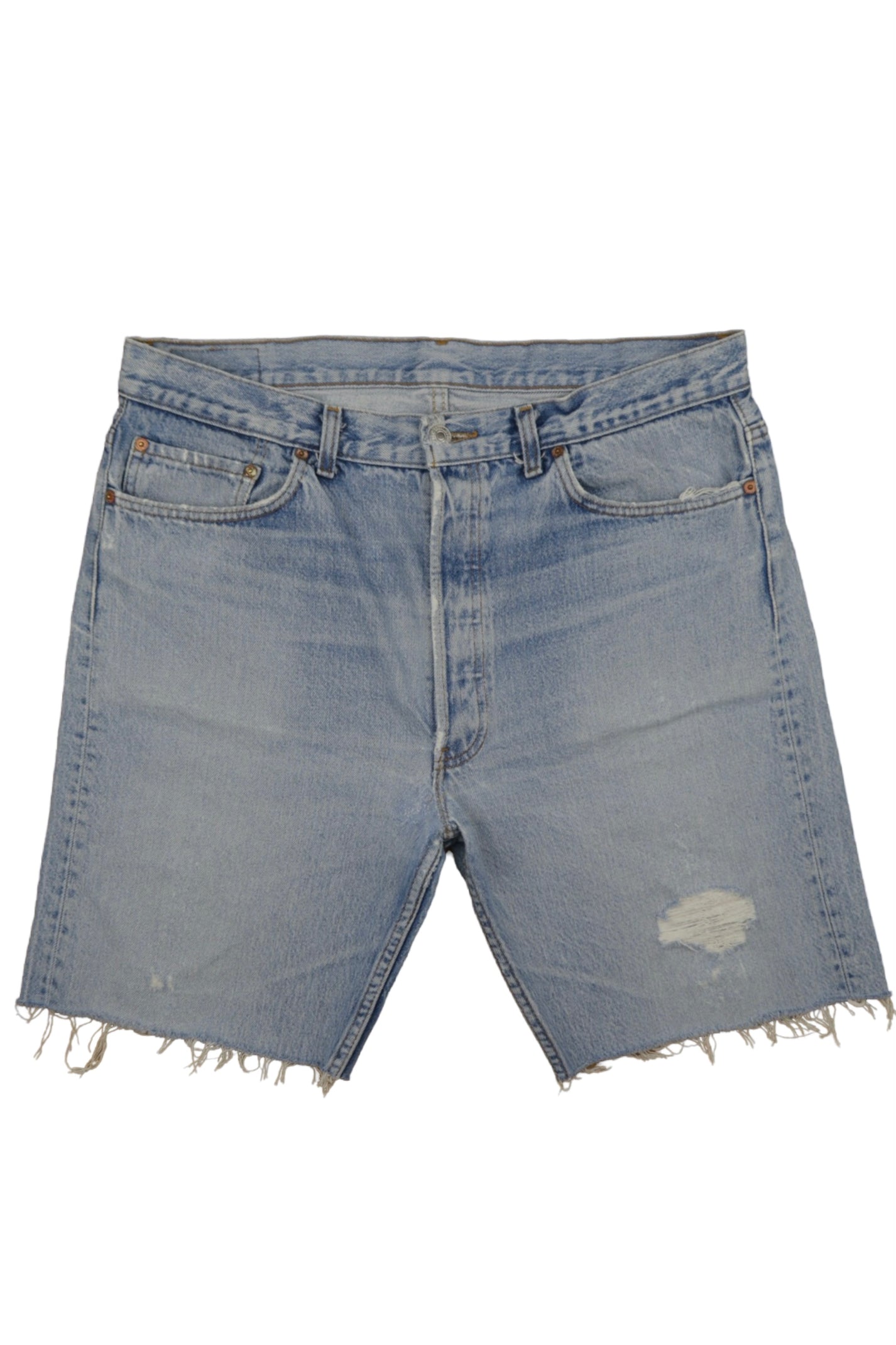Vintage Levi’s Shorts • 36 mens / 34 wmns