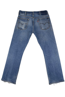 Vintage Levi’s • 32 mens / 30 wmns