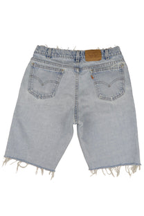 Vintage Levi’s Shorts • 30 mens / 28 wmns
