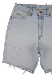 Vintage Levi’s Shorts • 30 mens / 28 wmns