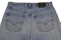 Vintage Levi’s Shorts • 34 mens / 32 wmns
