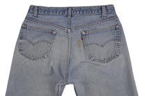 Vintage Levi’s Shorts • 29 mens / 27 wmns