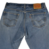 Vintage Levi’s • 32 mens / 30 wmns