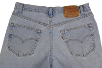 Vintage Levi’s Shorts • 31 mens / 29 wmns