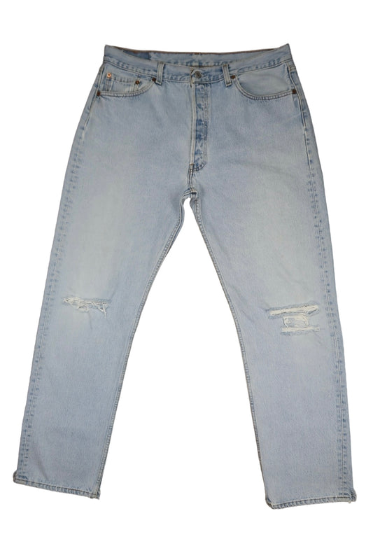 Vintage Levi’s • 36 mens / 34 wmns