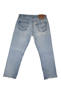 Vintage Levi’s • 32 mens / 30 wmns