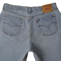 Vintage Levi’s Shorts • 34 mens / 32 wmns
