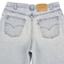 Vintage Levi’s Shorts • 34 mens / 32 wmns