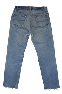 Vintage Levi’s • 32 mens / 30 wmns