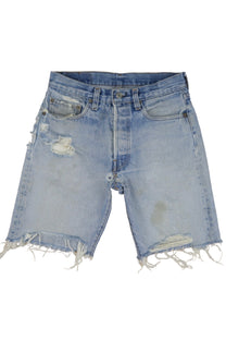 Vintage Levi’s Shorts • 27 wmns