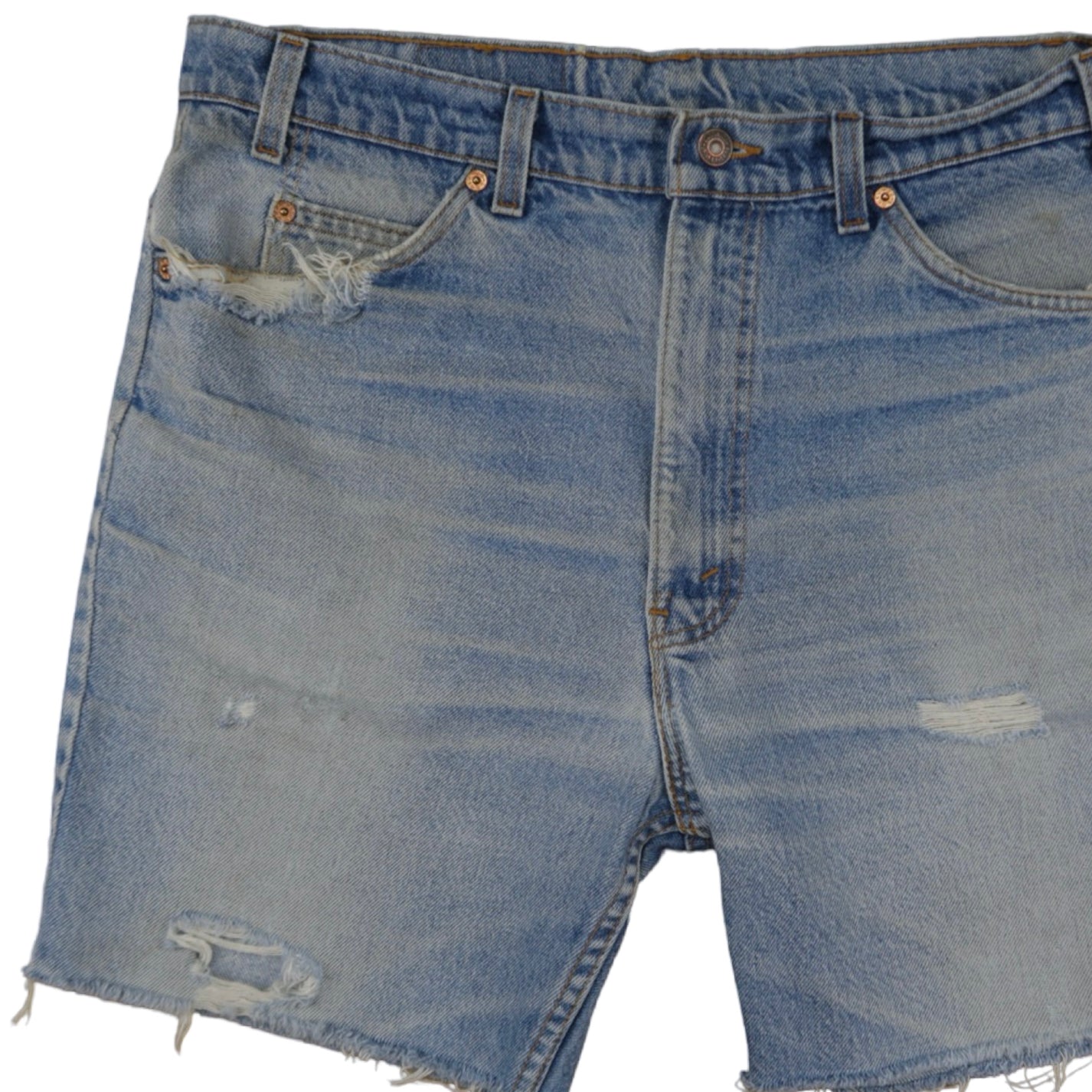 Vintage Levi’s Shorts • 38 mens / 36 wmns