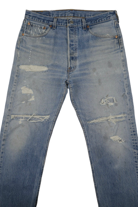 Vintage Levi’s • 32 mens / 30 wmns